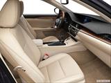  Passenger seat photo