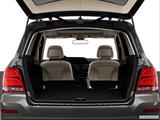  Hatchback & SUV rear angle photo