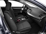  Passenger seat photo