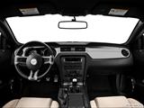  Dashboard, center console, gear shifter view photo