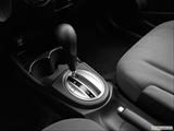  Gear shifter/center console photo