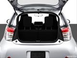  Trunk open photo