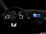  Centered wide dash shot photo