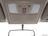  Courtesy lamps/ceiling controls photo