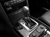  Gear shifter/center console photo