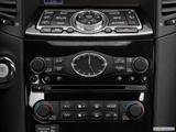  Stereo controls photo