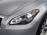  Drivers Side Headlight photo