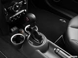  Gear shifter/center console photo