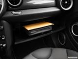  Glove box open photo