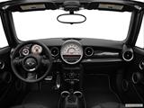  Dashboard, center console, gear shifter view photo