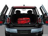  Trunk props photo