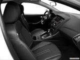  Passenger seat photo