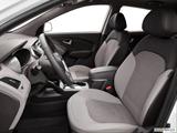  Front seats from Drivers Side photo