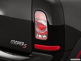  Passenger Side Taillight photo