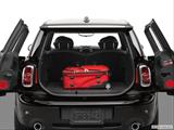 Trunk props photo