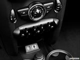  Driver's side inside window controls photo