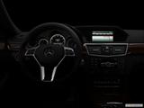  Centered wide dash shot photo