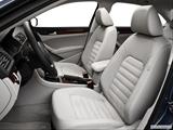  Front seats from Drivers Side photo