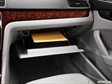  Glove box open photo