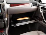  Glove box open photo