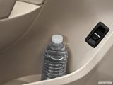  Cup holder prop (tertiary) photo
