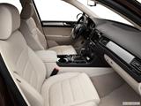  Passenger seat photo