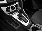  Gear shifter/center console photo