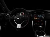  Centered wide dash shot photo
