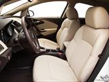  Front seats from Drivers Side photo