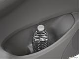  Cup holder prop (tertiary) photo