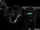  Centered wide dash shot photo