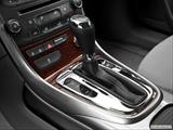  Gear shifter/center console photo