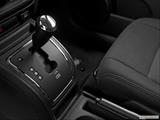  Gear shifter/center console photo