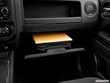  Glove box open photo