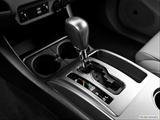  Gear shifter/center console photo