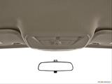  Courtesy lamps/ceiling controls photo