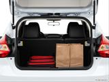  Trunk props photo