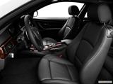  Front seats from Drivers Side photo