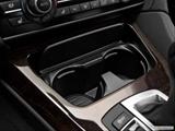  Cup holders photo
