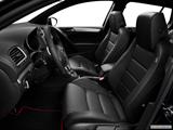  Front seats from Drivers Side photo
