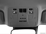  Courtesy lamps/ceiling controls photo