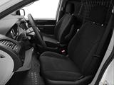  Front seats from Drivers Side photo