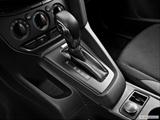  Gear shifter/center console photo