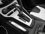  Gear shifter/center console photo