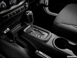  Gear shifter/center console photo