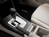  Gear shifter/center console photo