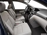  Passenger seat photo