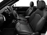  Front seats from Drivers Side photo