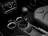  Gear shifter/center console photo