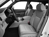  Front seats from Drivers Side photo